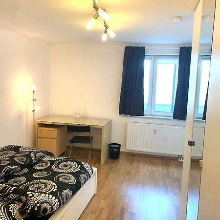 Cozy Flat , Near University , Wifi&Free Parking Ratisbona Exterior foto
